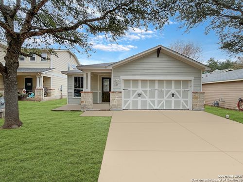 317 Sandy Shl, Boerne, TX, 78006-1967 | Card Image