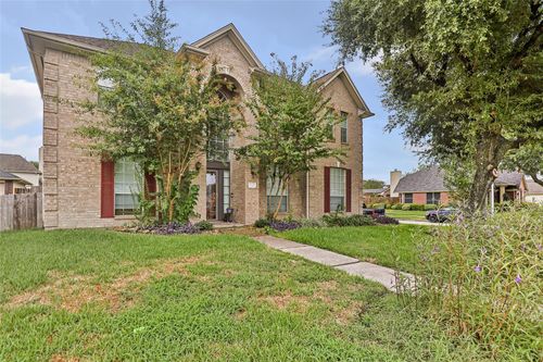 1831 Country Club Cove Dr, Baytown, TX, 77521-1988 | Card Image