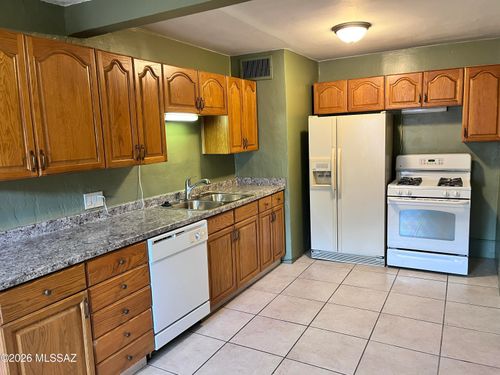 3525 E Cody Street, Tucson, AZ, 85716 | Card Image