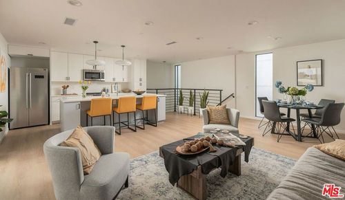 4136 3/4 Normal Ave, Los Angeles, CA, 90029 | Card Image