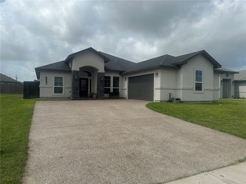 9521 Royal Oak Dr, Corpus Christi, TX, 78410-3758 | Card Image