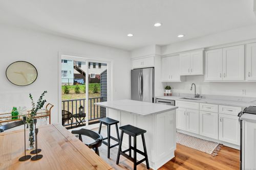 1-33 Main St, Meriden, CT, 06451-5116 | Card Image