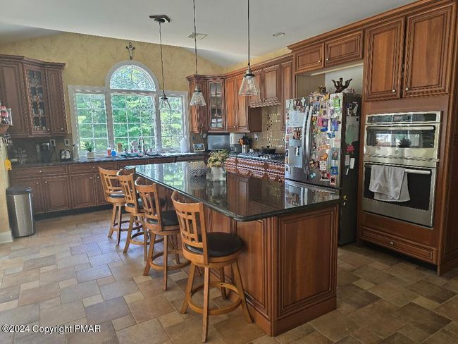 KITCHEN | Image 16