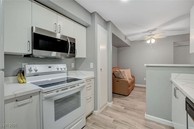 1123 - 2300 E Silverado Ranch Blvd, Condo with 1 bedrooms, 1 bathrooms and null parking in Las Vegas NV | Image 11