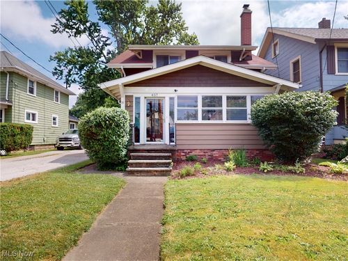 457 Liberty St, Painesville, OH, 44077-3647 | Card Image