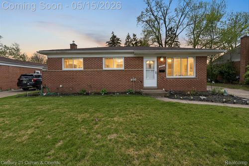 35669 Hees St, Livonia, MI, 48150-3522 | Card Image
