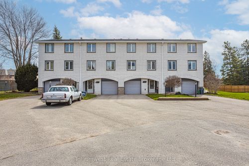 210-216 Homestead Cres, London, ON, N6G2E5 | Card Image