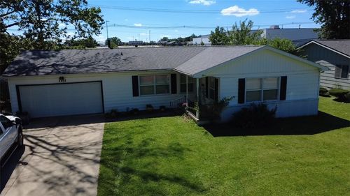 2802 Townway Rd, Danville, IL, 61832-1424 | Card Image