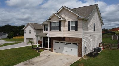 918 Carter Ridge Drive, House other with 4 bedrooms, 2 bathrooms and null parking in Knoxville TN | Image 3