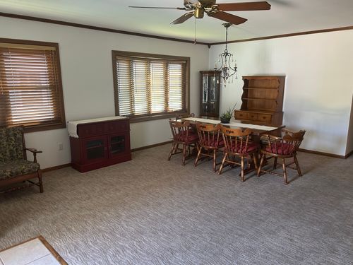 34 S Juniper Dr, North Aurora, IL, 60542-1590 | Card Image