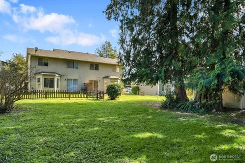 14916 48th Ave W, Edmonds, WA, 98026-4401 | Card Image