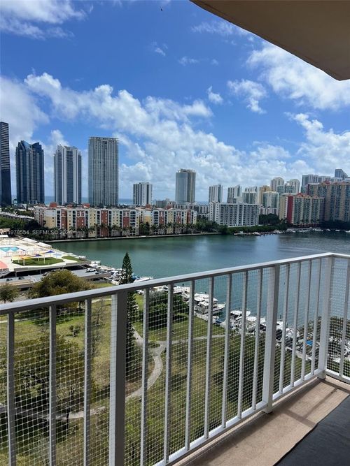 apt-1611-290 174th St, Sunny Isles Beach, FL, 33160-3253 | Card Image