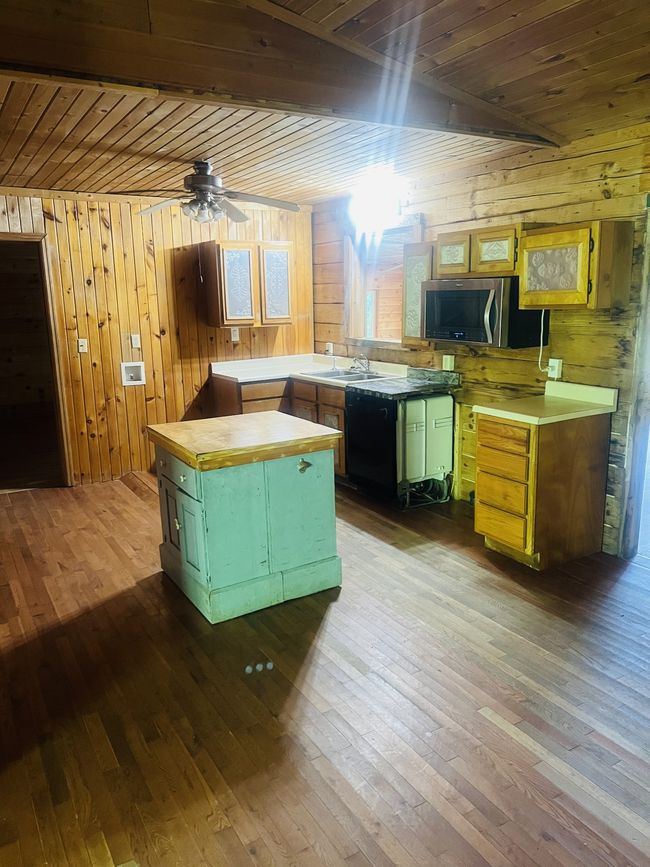 267 Collins River Dr, House other with 2 bedrooms, 2 bathrooms and null parking in Rock Island TN | Image 12