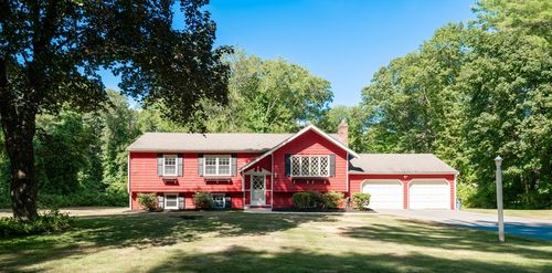 5 Parish Rd, Georgetown, MA, 01833-1227 | Card Image