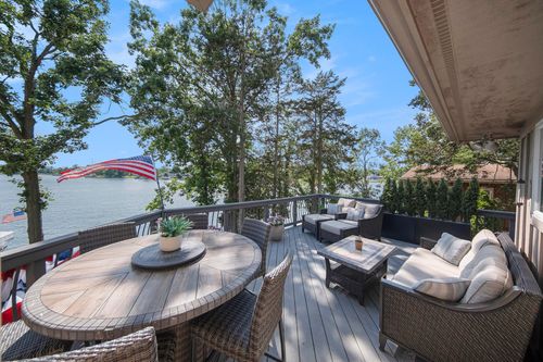 117 High View Ct, Brooklyn, MI, 49230-9772 | Card Image