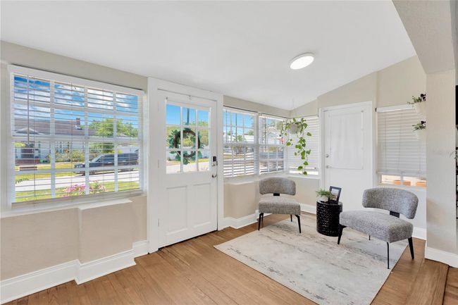 655 33 Rd Ave N, House other with 3 bedrooms, 2 bathrooms and null parking in St Petersburg FL | Image 5