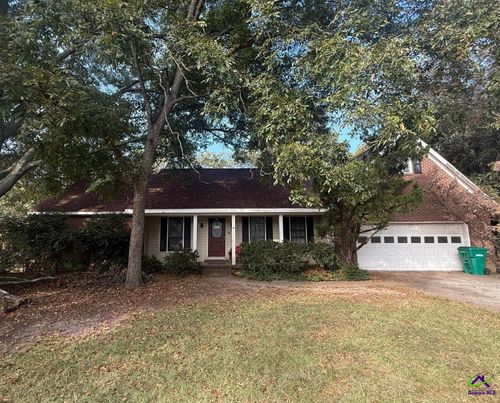 100 Kingstree Ln, Warner Robins, GA, 31093-8926 | Card Image
