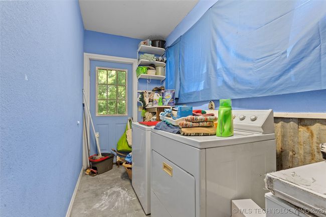 6721 Swayback Rd, House other with 3 bedrooms, 2 bathrooms and null parking in Sulphur OK | Image 26
