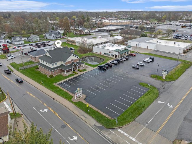 909 Linway Dr, Home with 0 bedrooms, 3 bathrooms and 30 parking in Goshen IN | Image 17