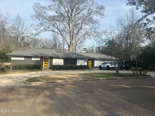 110 Oakview Rd, Brookhaven, MS, 39601-3770 | Card Image