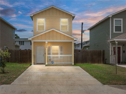 1420 Shely St, Corpus Christi, TX, 78404-3821 | Card Image