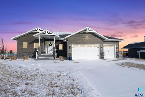 125 Caleb Ct Court, Parker, SD, 57053 | Card Image