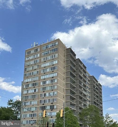 214-1401 Pennsylvania Ave, WILMINGTON, DE, 19806-4121 | Card Image