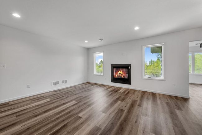 5 Living.jpg | Image 7