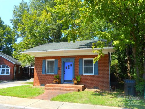 306 S Stewart St, Monroe, NC, 28112-5551 | Card Image