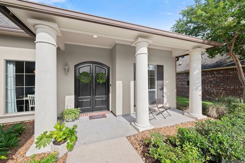 16507 Anna Belle Dr, Prairieville, LA, 70769-5881 | Card Image