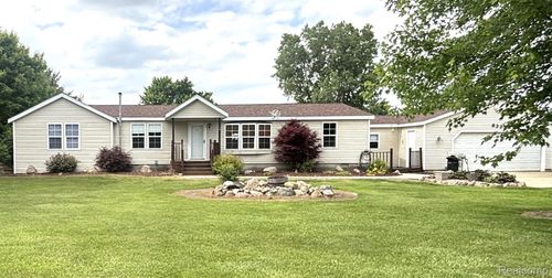 8327 Wilcox Rd, Brown City, MI, 48416-9658 | Card Image