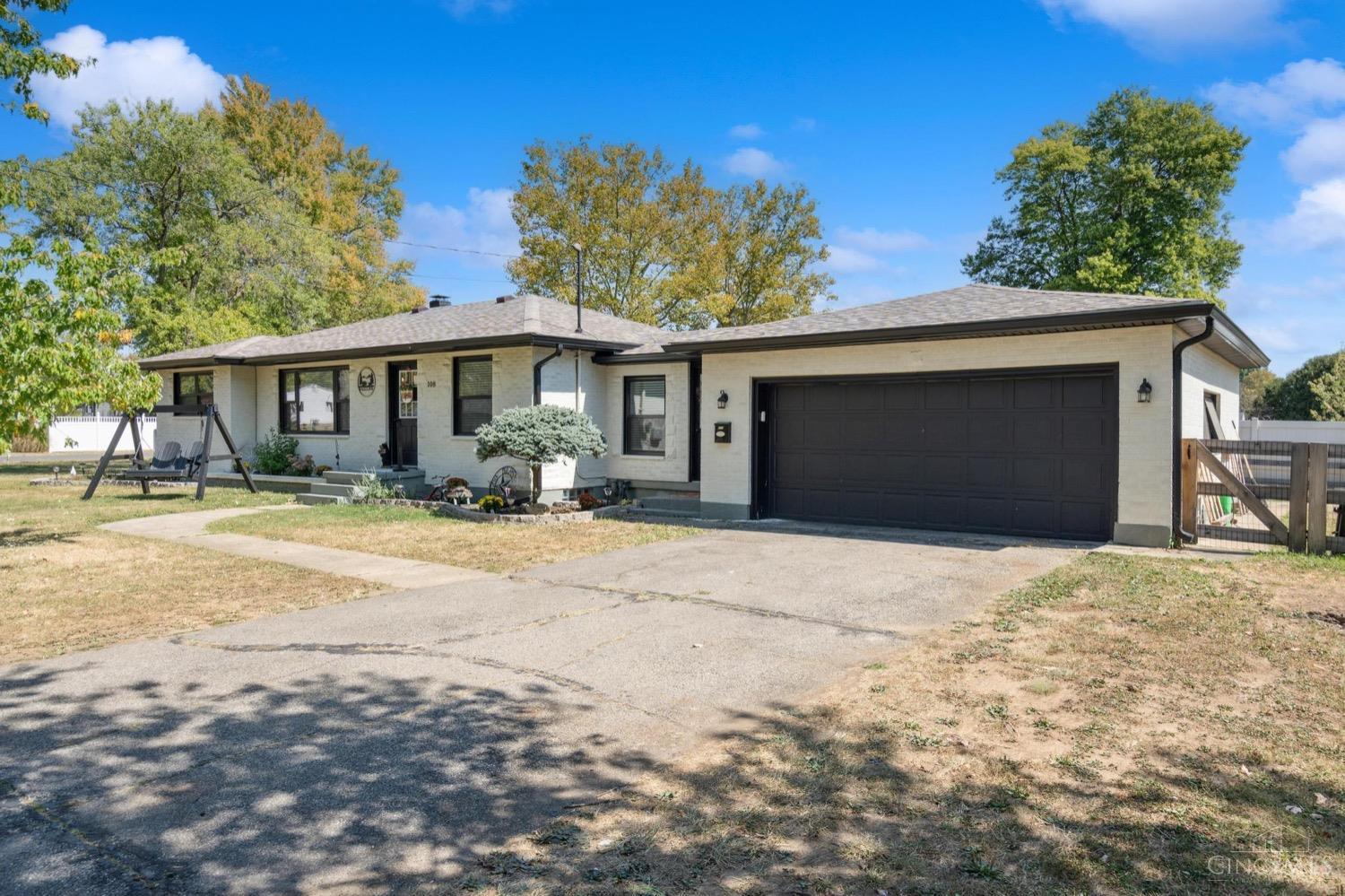 Brelsford Ave, Trenton, OH 45067