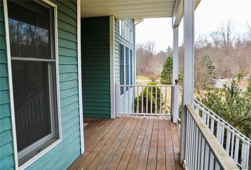 67 Bowe Ln, Lagrangeville, NY, 12540-6356 | Card Image