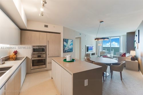 2707-4111 S Ocean Dr, Hollywood, FL, 33019-3057 | Card Image