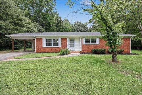 575 Alpine Rd, Winston-Salem, NC, 27104-1211 | Card Image
