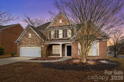 2100 Goddard Way, Waxhaw, NC, 28173-6964 | Card Image