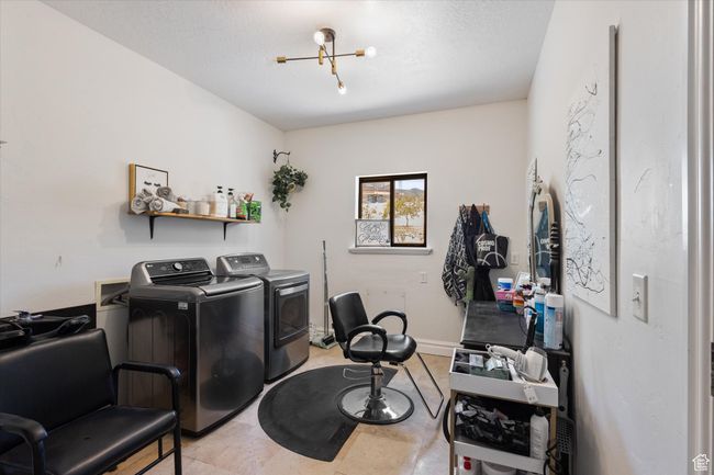 Laundry room/salon with separate entrance to home | Image 25