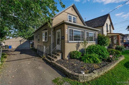 66 Salisbury Ave, Buffalo, NY, 14219-1630 | Card Image