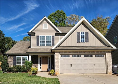 1460 Land Grove Dr, Kernersville, NC, 27284-0117 | Card Image