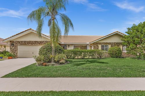 11313 Piping Rock Dr, Boynton Beach, FL, 33437-1633 | Card Image