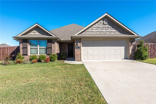 4628 W Croft Dr, Fayetteville, AR, 72704-5036 | Card Image