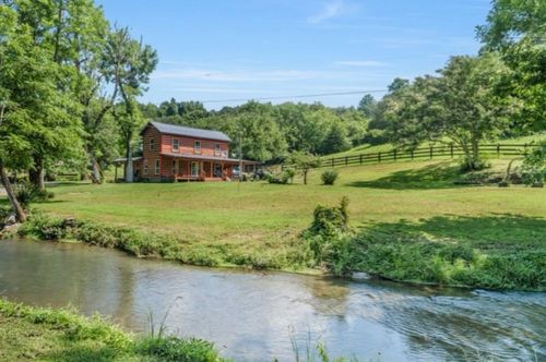 13546 Campbellsville Rd, Lynnville, TN, 38472-8167 | Card Image