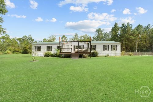 511 Cypress Bay Loop Rd, Pembroke, GA, 31321-7111 | Card Image