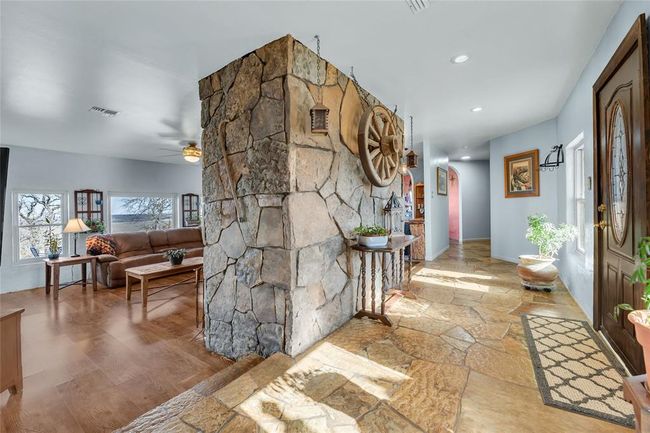 1640 Long Mountain Rd, Home with 4 bedrooms, 4 bathrooms and null parking in Gause TX | Image 5