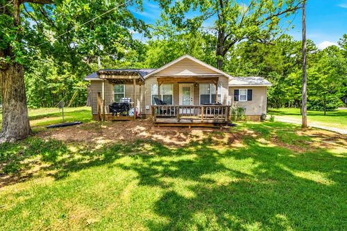 201 Lakeshore Dr, Eatonton, GA, 31024-6824 | Card Image
