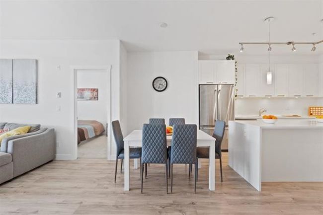303 - 5638 201a St, Condo with 2 bedrooms, 2 bathrooms and 1 parking in Langley BC | Image 4