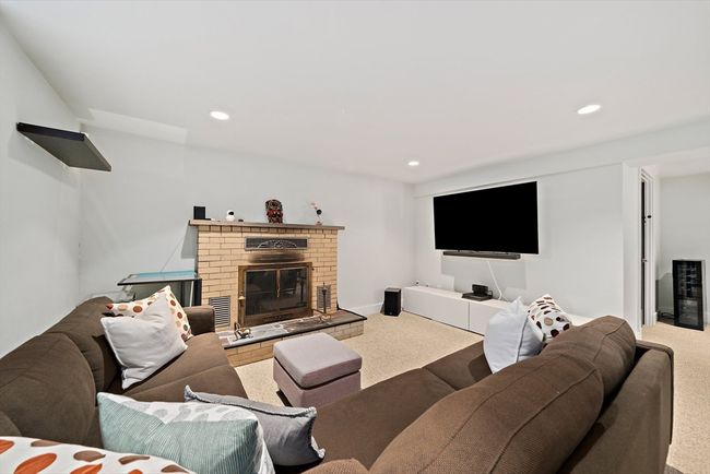 141 Cornell St, House other with 4 bedrooms, 3 bathrooms and 5 parking in Newton MA | Image 24