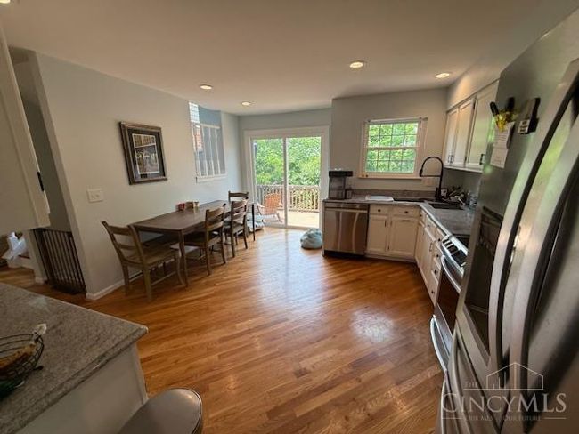 5620 Windridge Vw, Condo with 4 bedrooms, 4 bathrooms and null parking in Columbia Twp OH | Image 12