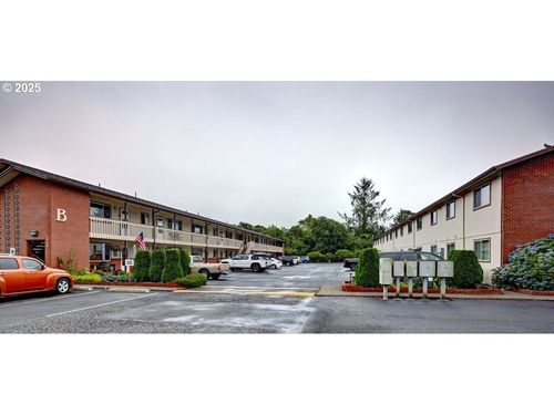 b8-1420 48th St, Seaview, WA, 98644-2065 | Card Image