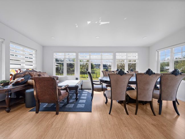 25412 58 Ave, House other with 6 bedrooms, 4 bathrooms and 20 parking in Aldergrove BC | Image 6